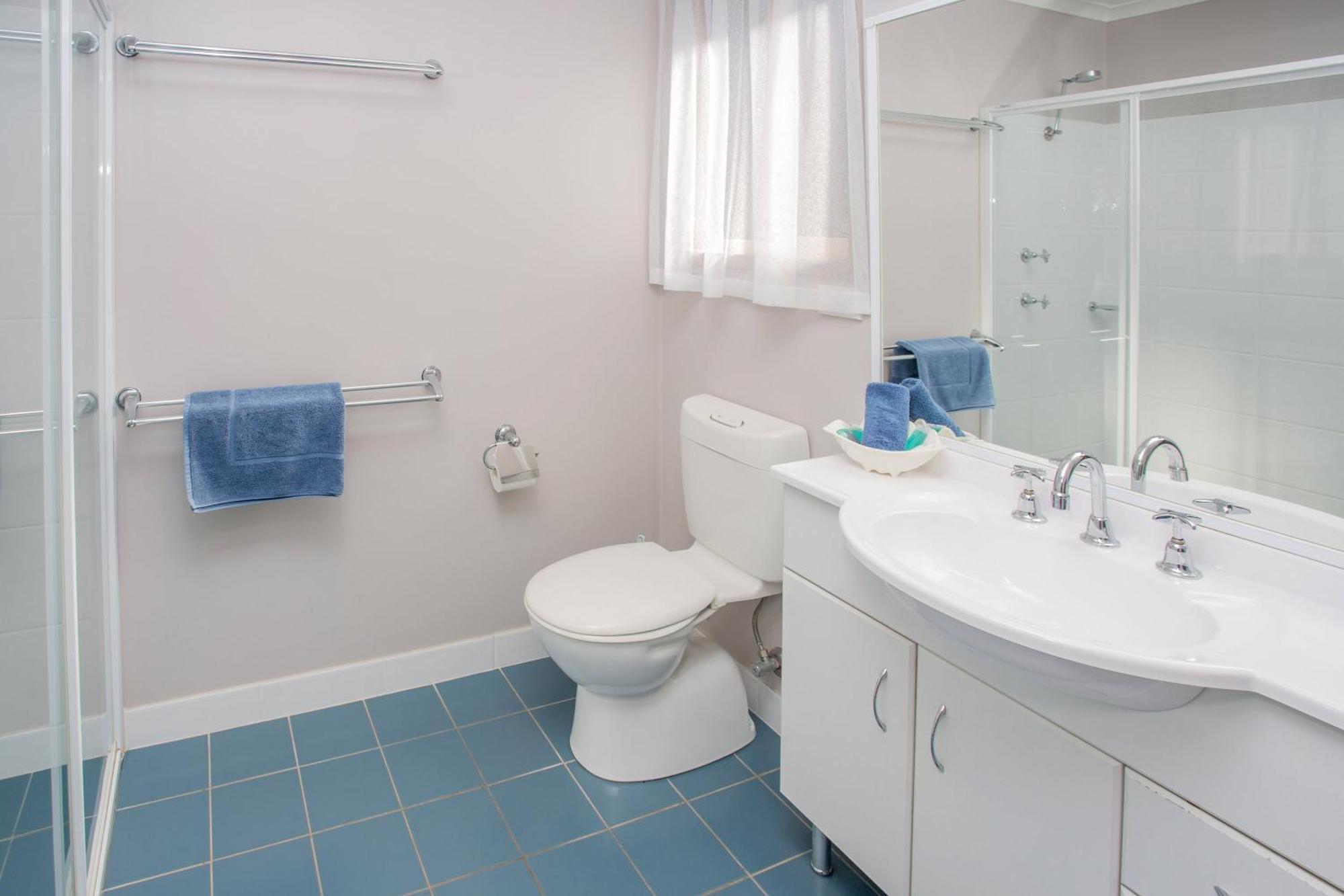 Big4 Batemans Bay At Easts Riverside Holiday Park Room photo