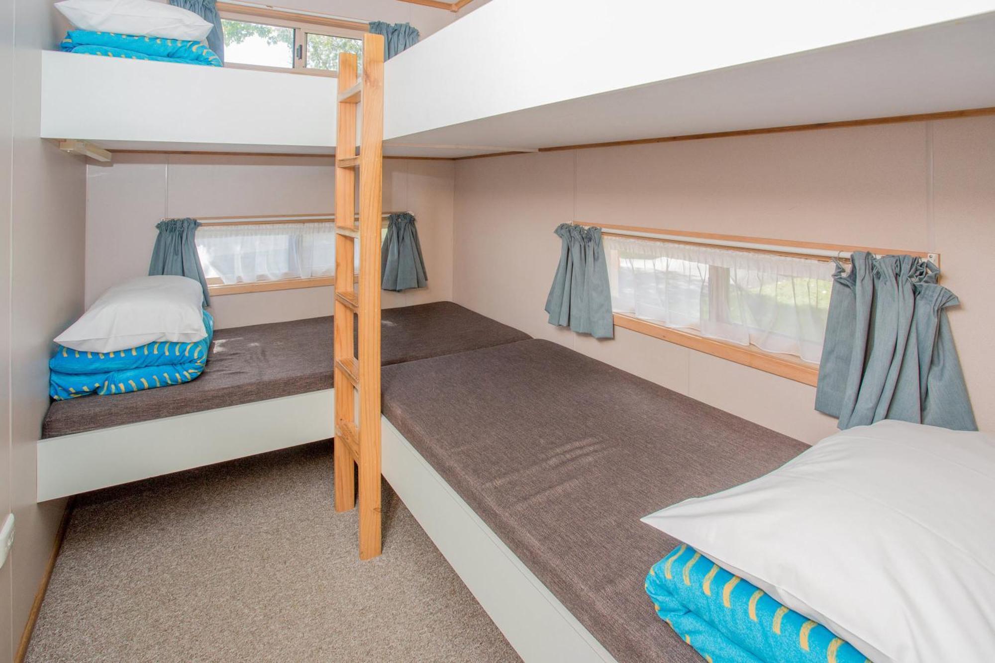 Big4 Batemans Bay At Easts Riverside Holiday Park Room photo