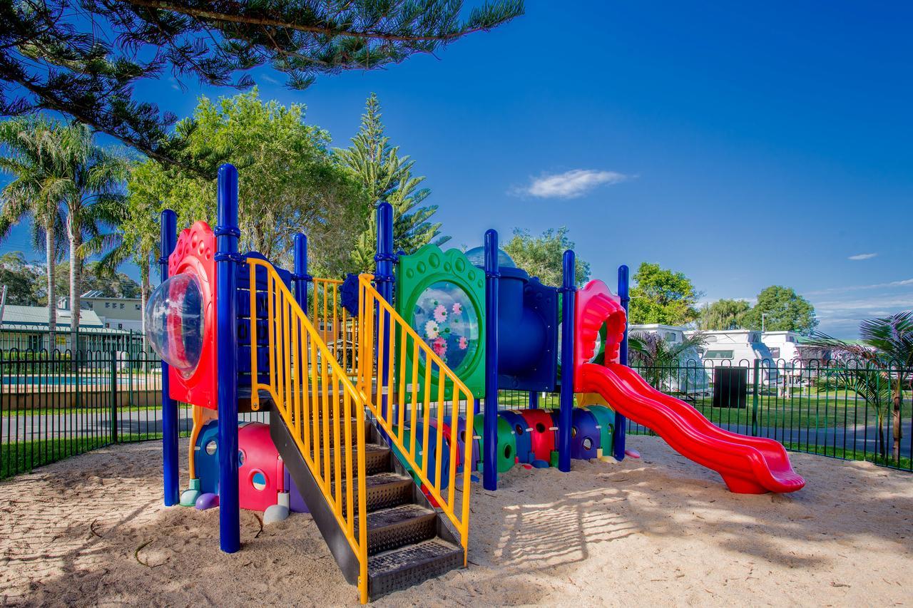 Big4 Batemans Bay At Easts Riverside Holiday Park Room photo