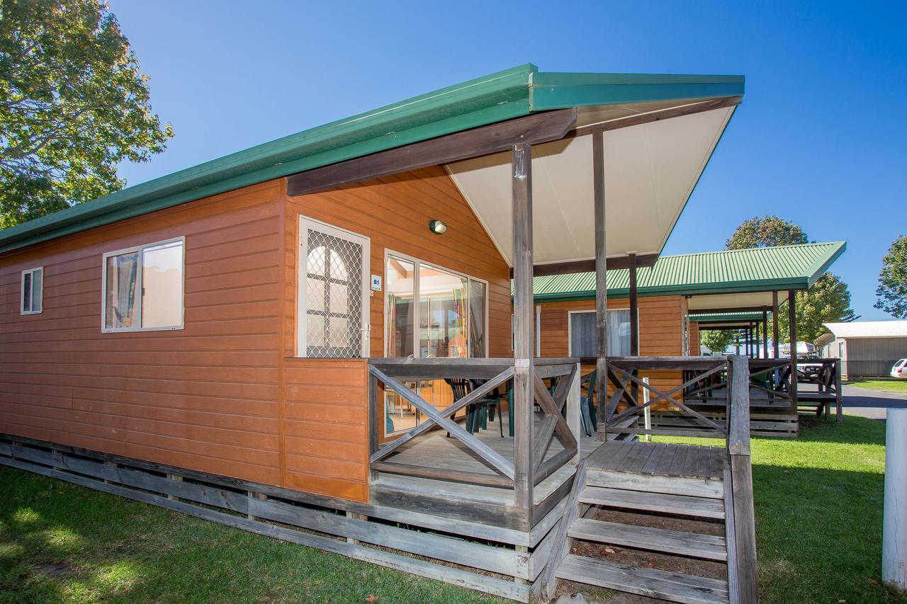 Big4 Batemans Bay At Easts Riverside Holiday Park Room photo