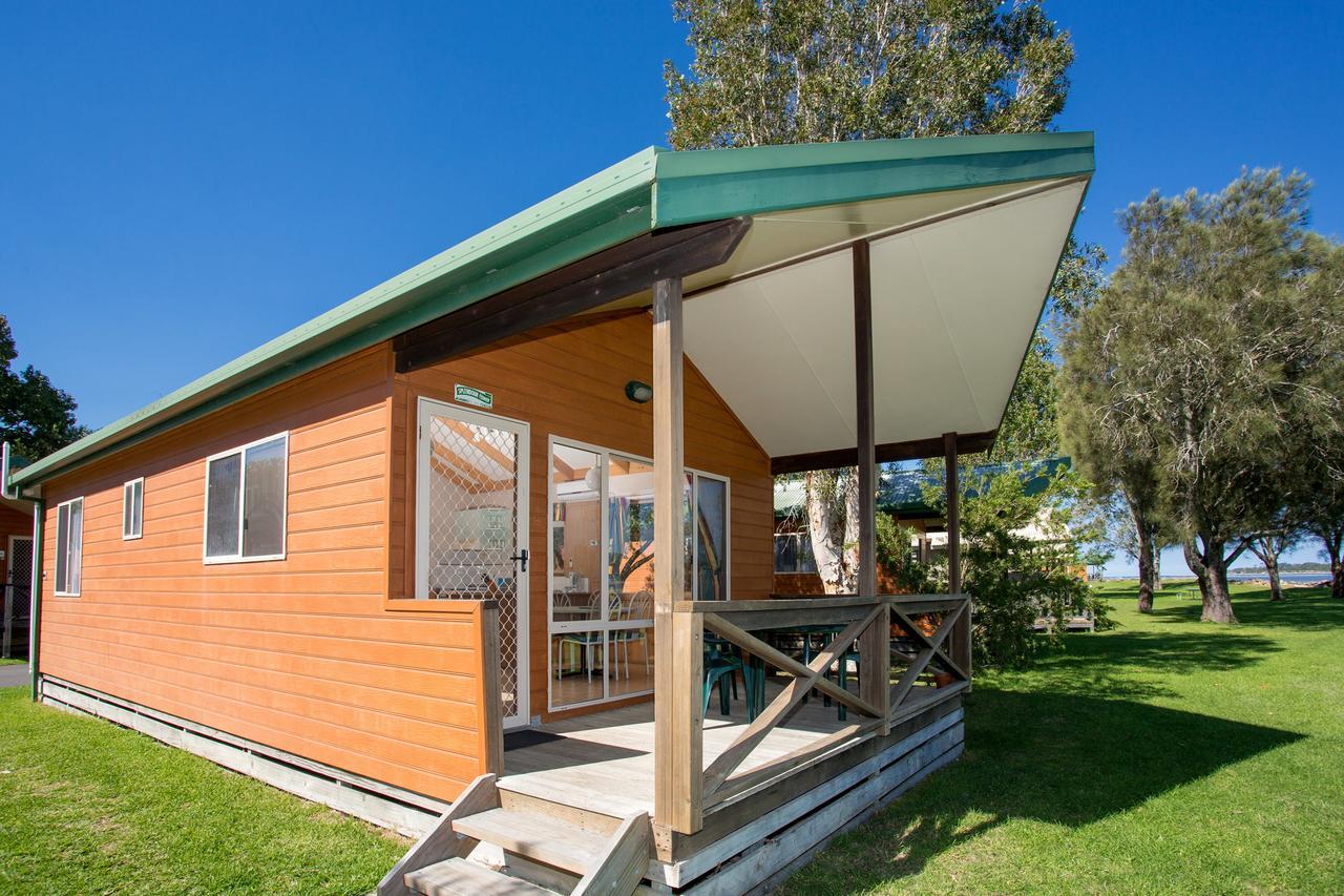 Big4 Batemans Bay At Easts Riverside Holiday Park Room photo